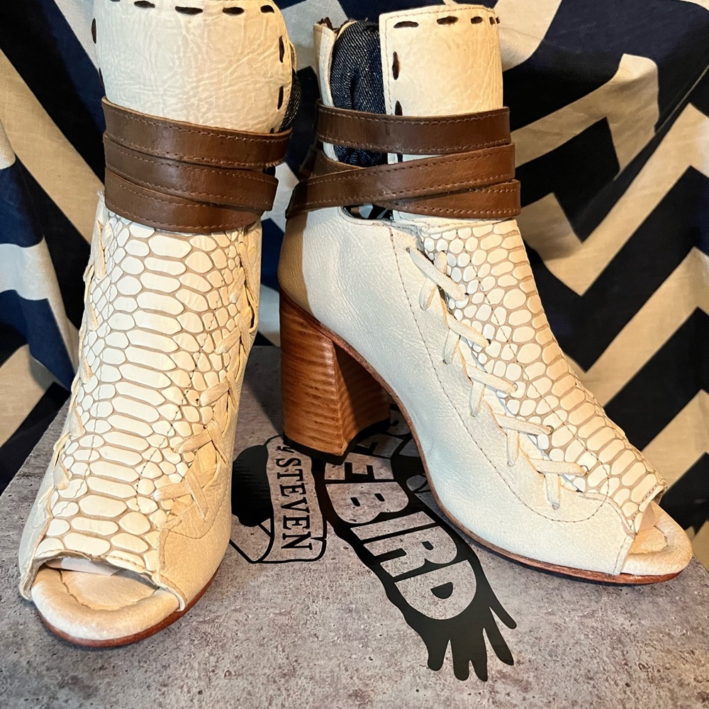 Freebird Eagle Multi Beige Sz 8